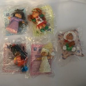 McDonalds Happy Meal Toys 1994 Cabbage Patch Kids Set of 4  plus under 3 Toy